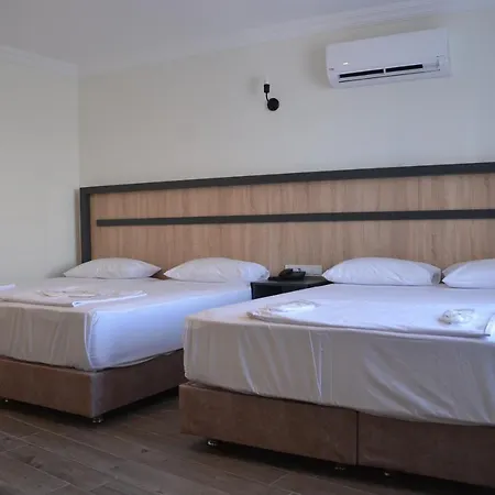 Hotel Piyes